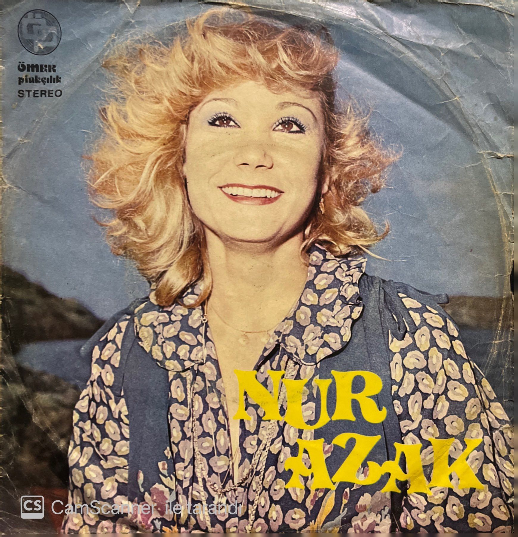 Nur Azak Ayağında Kundura 45lik plak