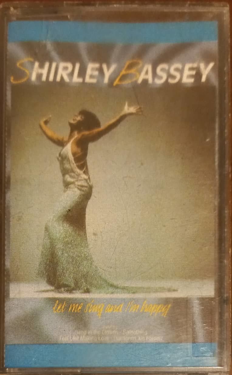 Shirley Bassey / Let Me Sing And I'm Happy Kaset