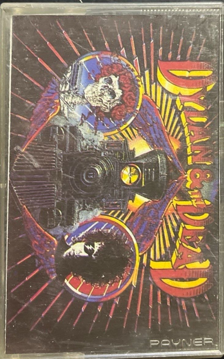 Dylan & The Dead Kaset