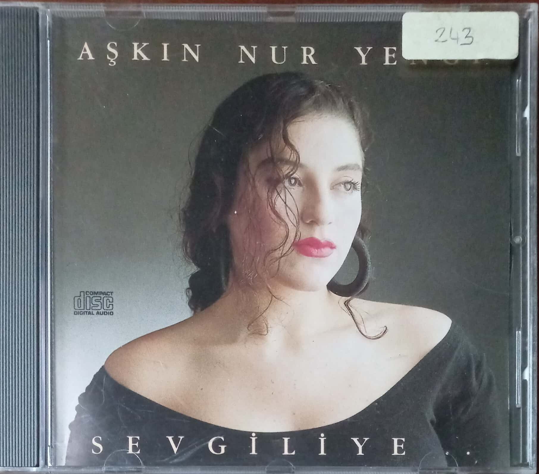 Aşkın Nur Yengi Sevgiliye CD