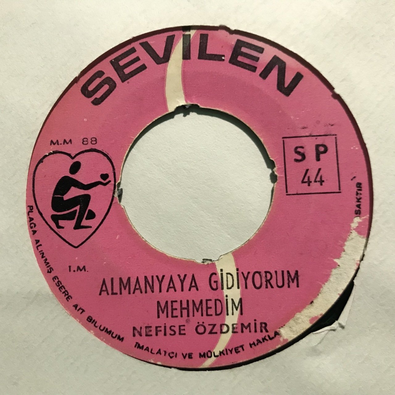 Nefise Özdemir Almanyaya Gidiyorum Mehmedim 45lik Plak