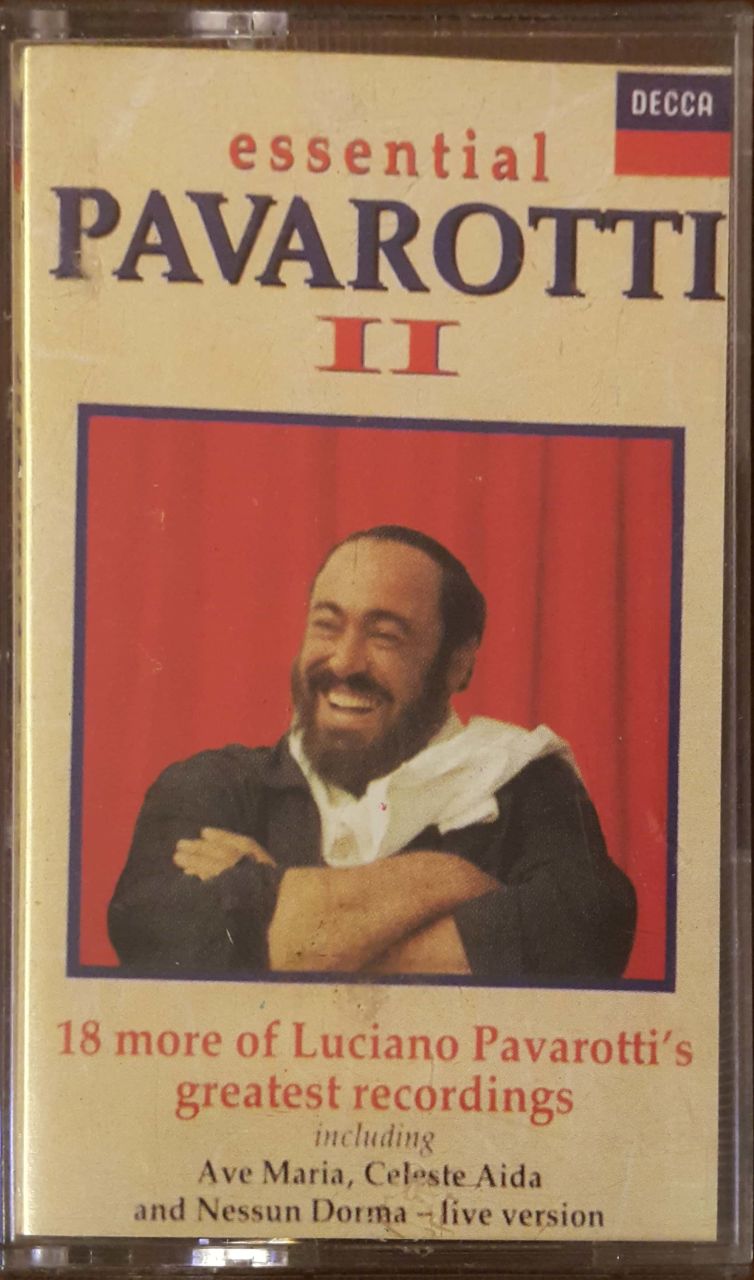 Pavarotti Essetial II Kaset