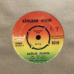Kamuran Akkor Sağlık Olsun 45lik plak