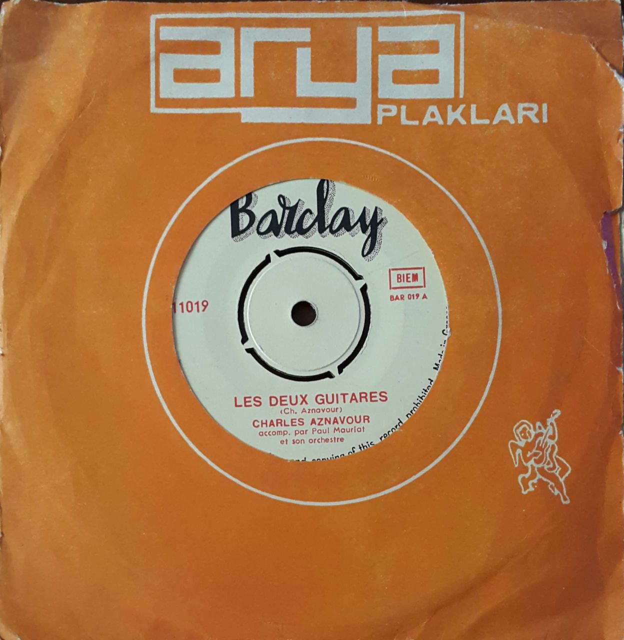 Charles Aznavour Les Deux Guitares 45lik Plak