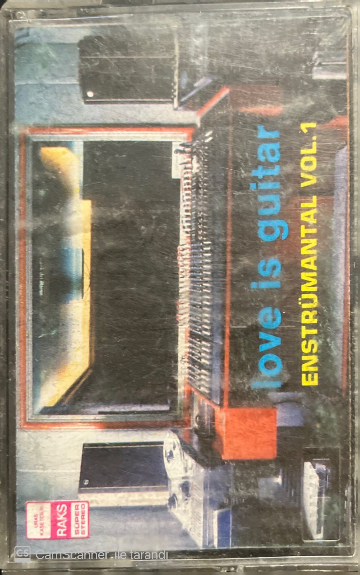 Love Is Guitar Kaset
