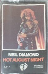 Neil Diamond Hot August Night Kaset