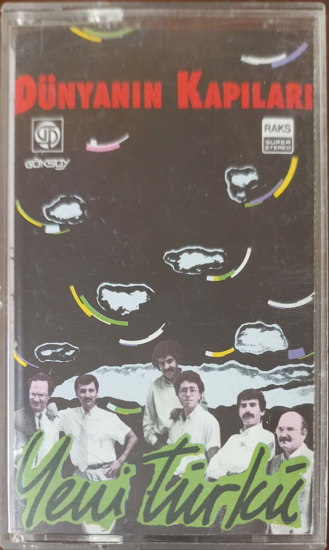 Yeni Türkü Dünyanın Kapıları KASET