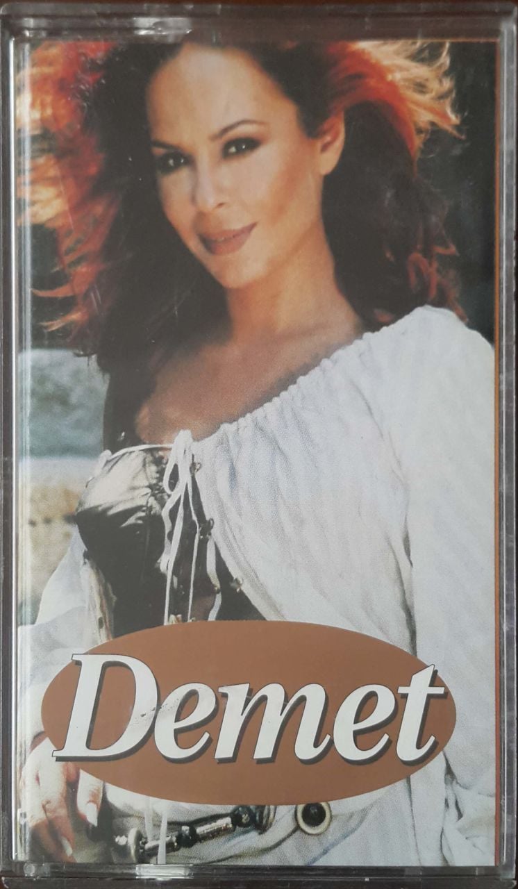 Demet  Kaset
