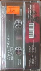 Sibel Tüzün Kırmızı Kaset