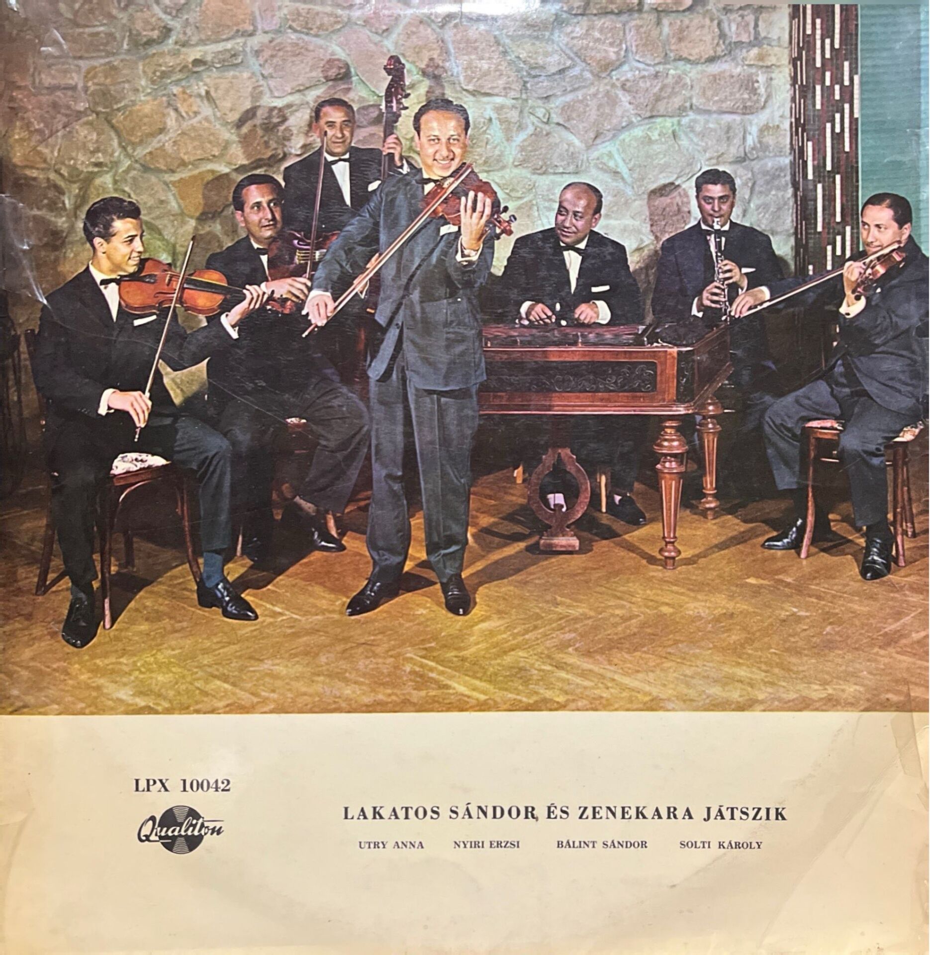 Lakatos Sandor Es Zenekara Jatszik LP Plak