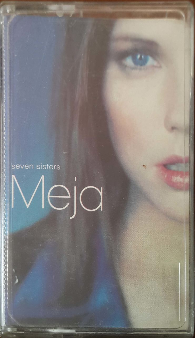 Meja Seven Sisters  Kaset
