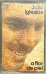 Julio Iglesias A Flor De Piel Kaset