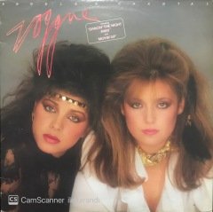 Angela & Chantal Voggue LP Plak