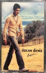 Özcan Deniz Leyla Kaset