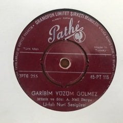 Nuri Sesigüzel Garibim Yüzüm Gülmez 45lik Plak
