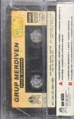 Kaset Grup Merdiven Çiçeği Burnunda Kaset