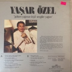 Yaşar Özel Gökten Yağmur Değil Sevgiler Yağsın LP Plak