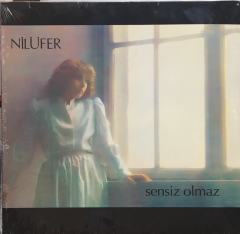 Nilüfer Sensiz Olmaz LP